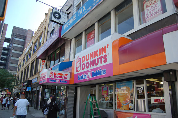 Graham Ave West, Dunkin Donuts
